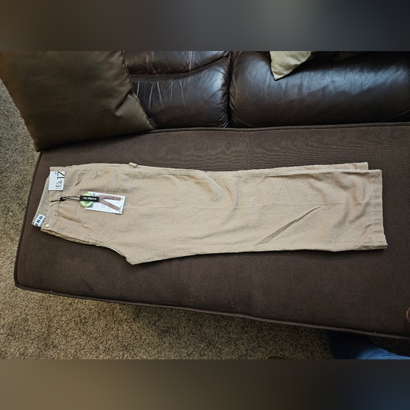 High Rise Carpenter 90s Boyfriend Jeans with buttons - Picture 2 of 14